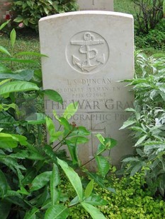 TRINCOMALEE WAR CEMETERY - DUNCAN, JOHN STRACHAN